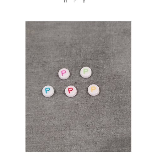 Lot de 5 perles alphabet "p"