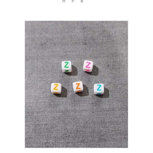 Lot de 5 perles alphabet cubes "z"
