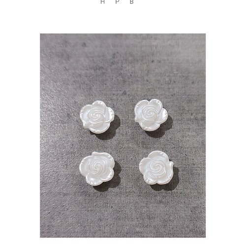 Lot de 4 boutons fleurs à anneaux