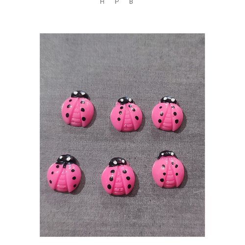 Lot de 6 cabochons coccinelle en résine