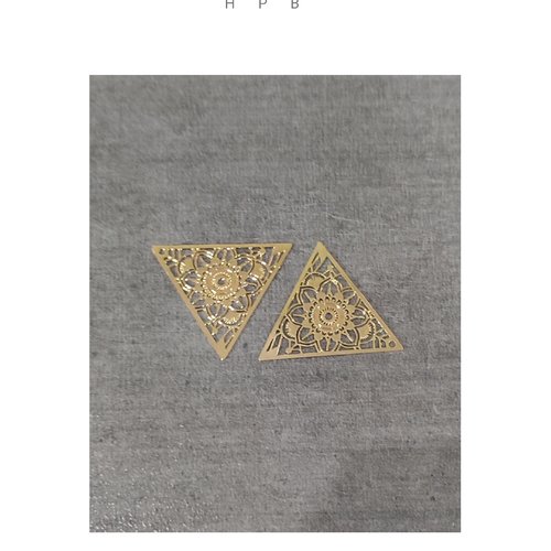 Lot de 2 estampes triangle en laiton