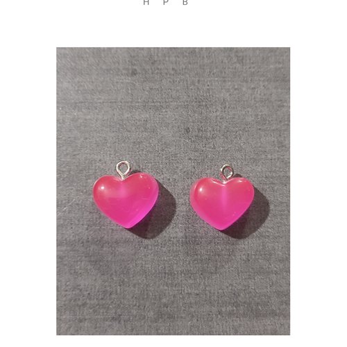Lot de 2 breloques résine coeurs