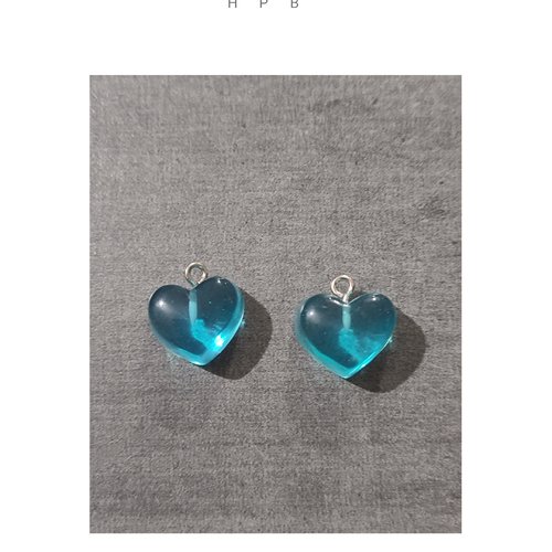 Lot de 2 breloques résine coeurs