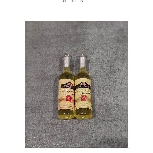 Lot de 2 breloques résine bouteille