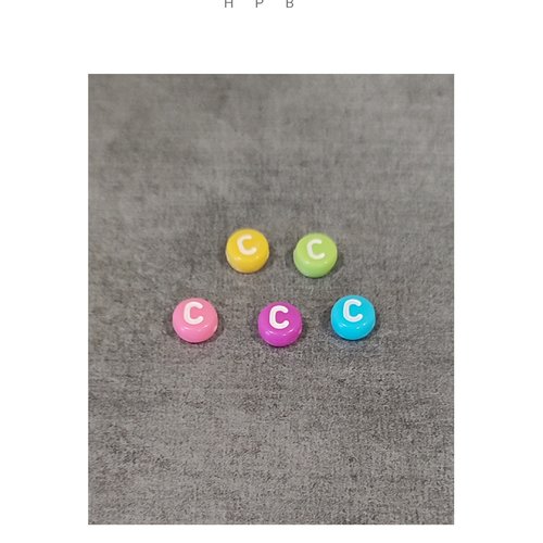 Lot de 5 perles alphabet  "c"