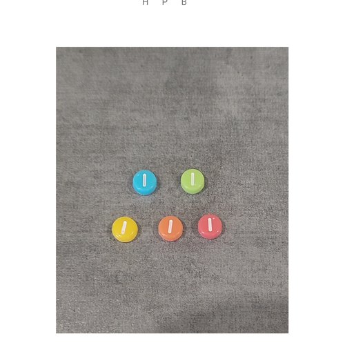 Lot de 5 perles alphabet  "i"