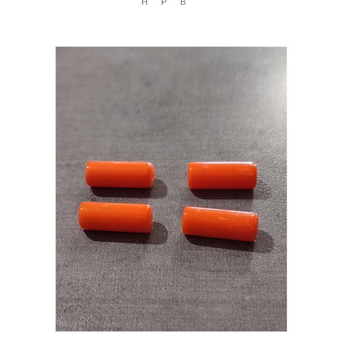 Lot de 4 perles acryliques tubes