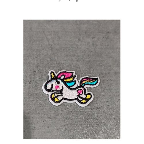Patch thermocollant motif licorne