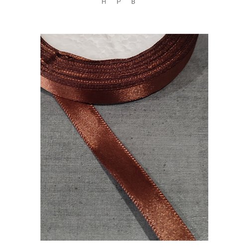 1 mètre de ruban satin 12 mm marron