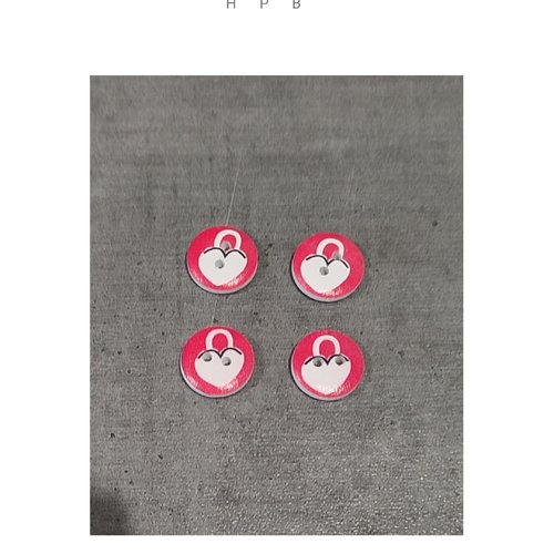 Lot de 4 boutons en bois motif coeurs