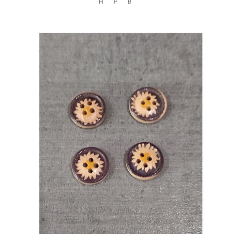 Lot de 4 boutons en bois fleurs
