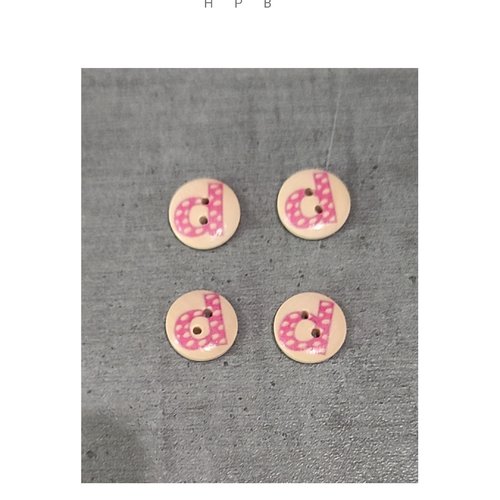 Lot de 4 boutons en bois alphabet