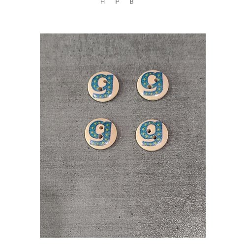 Lot de 4 boutons en bois alphabet