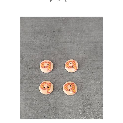 Lot de 4 boutons en bois alphabet