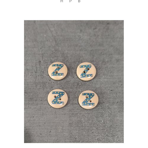Lot de 4 boutons en bois alphabet