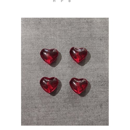 Lot de 4 perles coeurs en verre