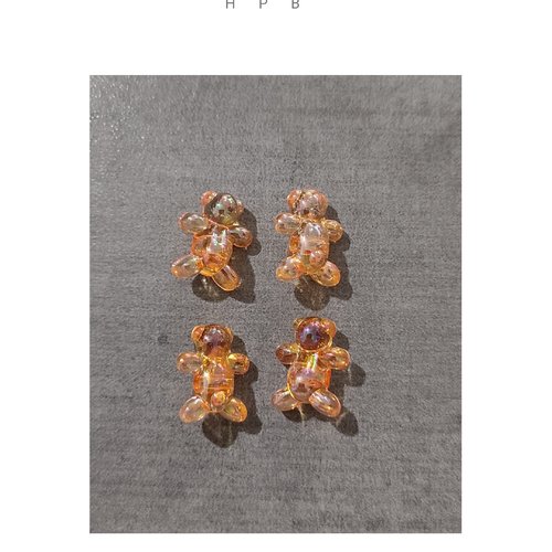 Lot de 4 perles acryliques oursons