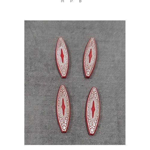 Lot de 4 perles navettes acryliques