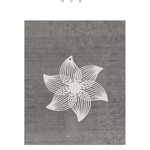 Estampe fleur en laiton