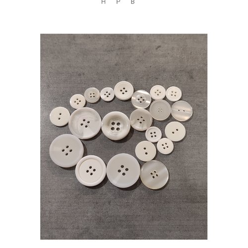 Assortiment de 20 boutons