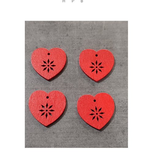 Lot de 4 breloques coeurs en bois