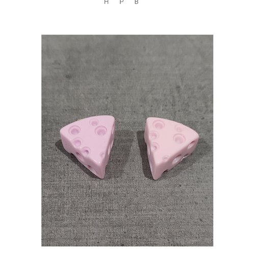 Lot de 2 grandes breloques en résine en forme de fromage