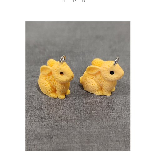 Lot de 2 breloques résine lapin