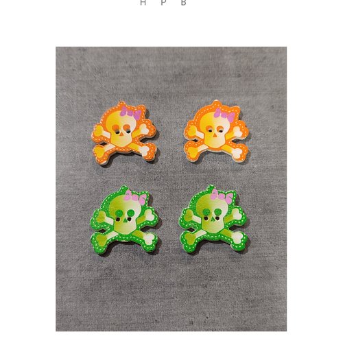 Assortiment de boutons en bois tête de mort