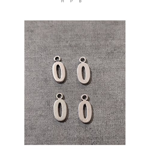 Lot de 4 breloques chiffre 0 en métal argenté