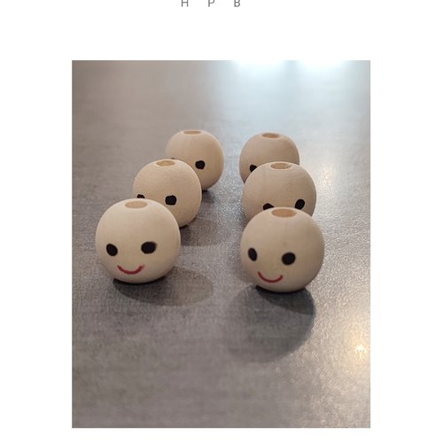 Lot de 6 perles visage en bois