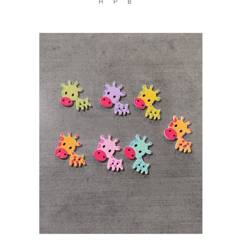Lot de 7 boutons en bois en forme de girafe