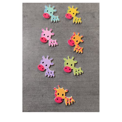 Lot de 7 boutons en bois en forme de girafe