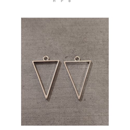 Lot de 2 pendentifs cadres triangle