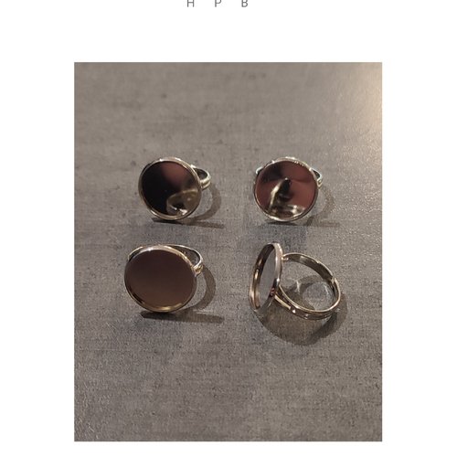 Lot de 4 supports de bague en métal argenté