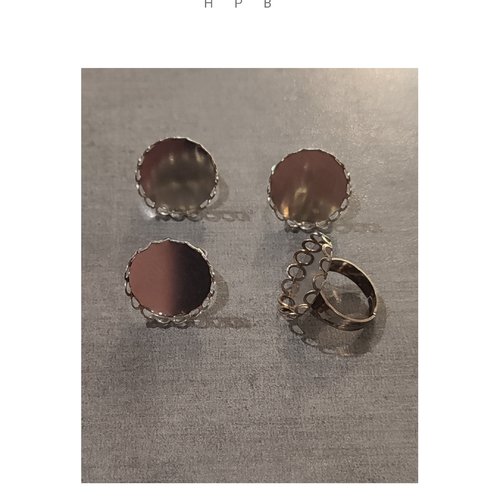 Lot de 4 supports de bague en métal argenté