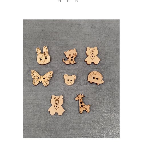 Assortiment de boutons en bois animaux