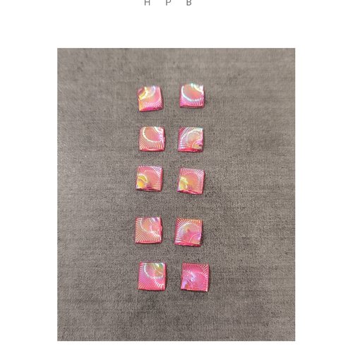 Lot de 10 cabochons carrés en résine