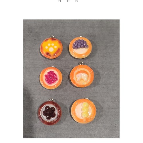 Assortiment de breloques pâtisserie