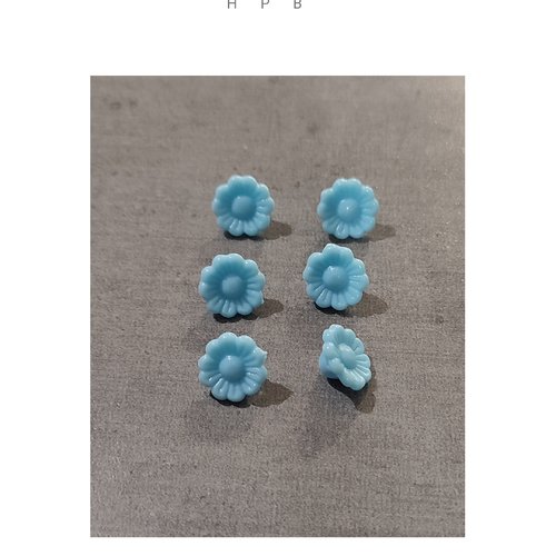 Lot de 6 perles acryliques fleurs
