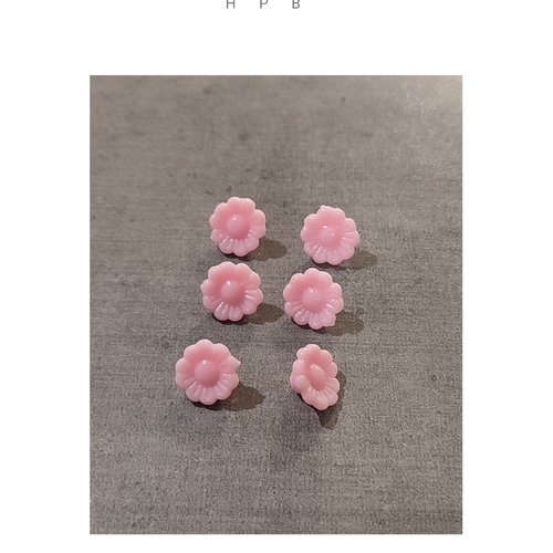 Lot de 6 perles acryliques fleurs