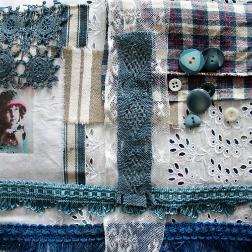 Paquet surprise pour créations textiles avec tissus anciens, dentelle ancienne,