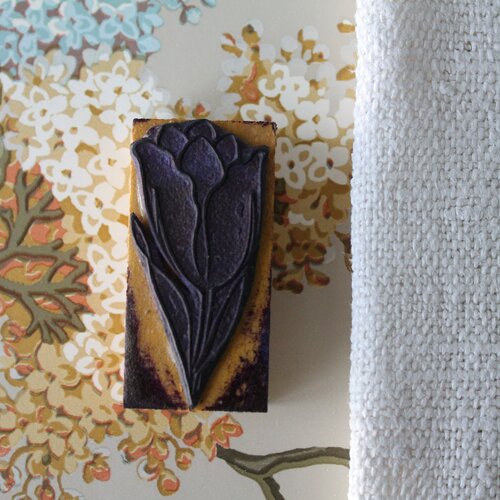 Tampon ancien français tulipe pour scrapbooking, arts textiles, broderie, 3750