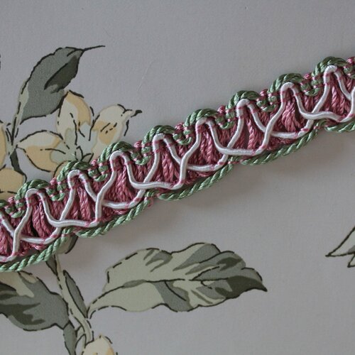 Galon rose, vert et ivoire de passementerie pour bordure d'abat jour, embrasse à rideau,2428