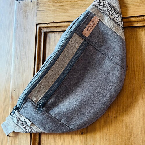 Sac banane 2 poches à bandoulière , royan , adulte femme , en similicuir fantaisie gris taupe , taille l , pièce unique