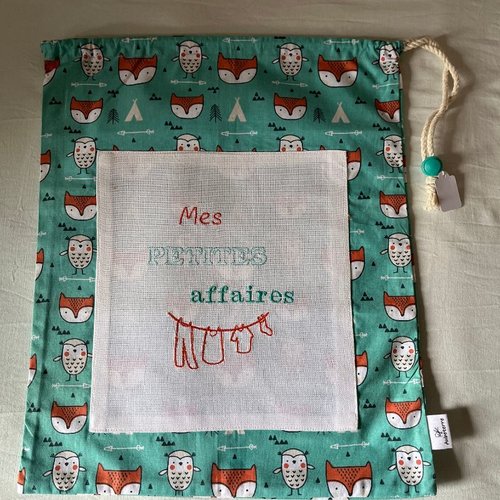 Pochon en coton brodé "mes petites affaires"