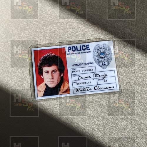 Carte police starsky - Un grand marché