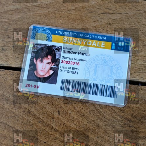 Carte d’étudiant xander harris