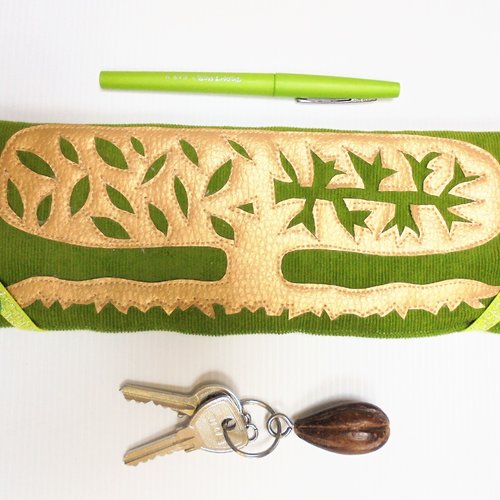Larfeuille arbre doré sur velours vert pomme, large portefeuille
