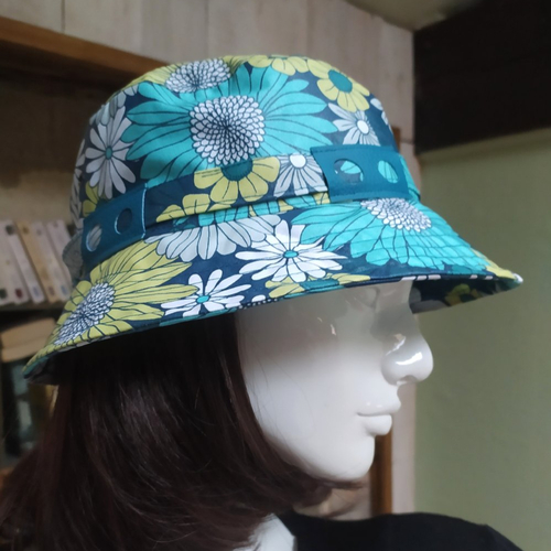 Chapeau de pluie ibiza prairie bleue