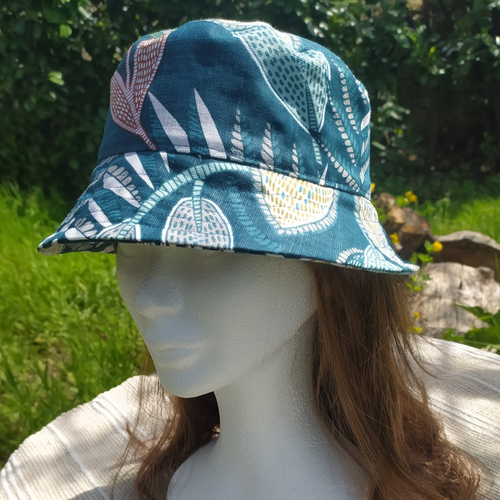 Chapeau bob feuillages bleu vert